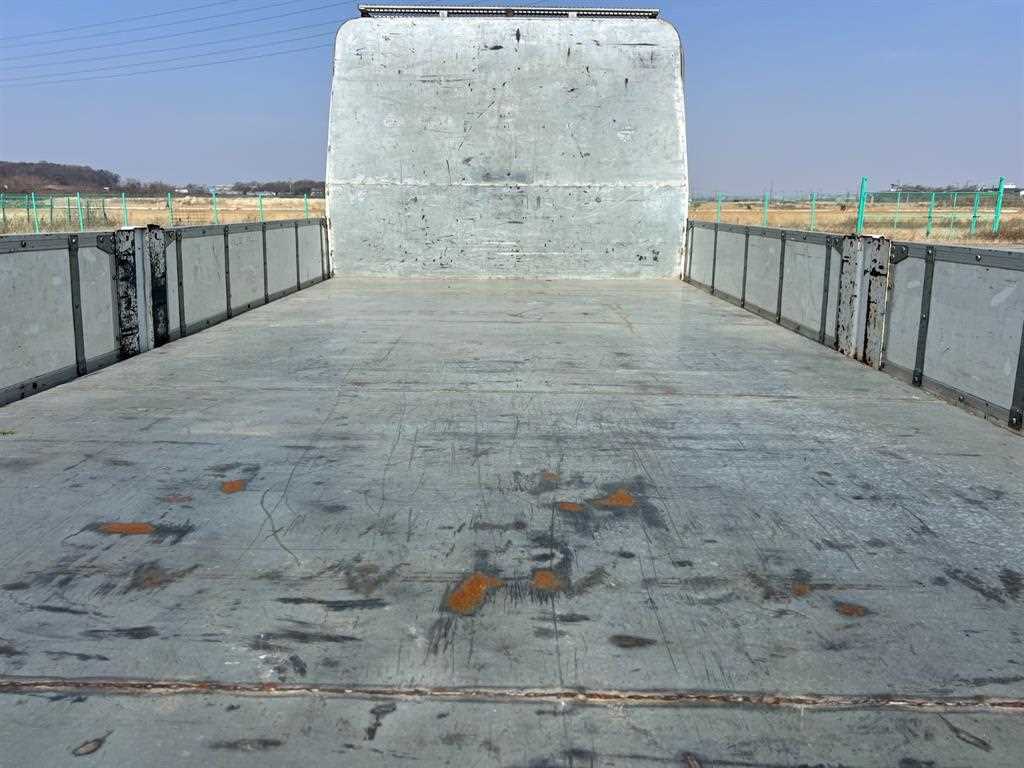 medium and large cargo Cargo - Vista 7