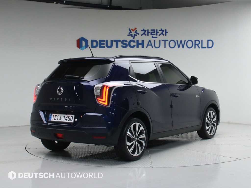 Ssangyong Tivoli - Vista 2