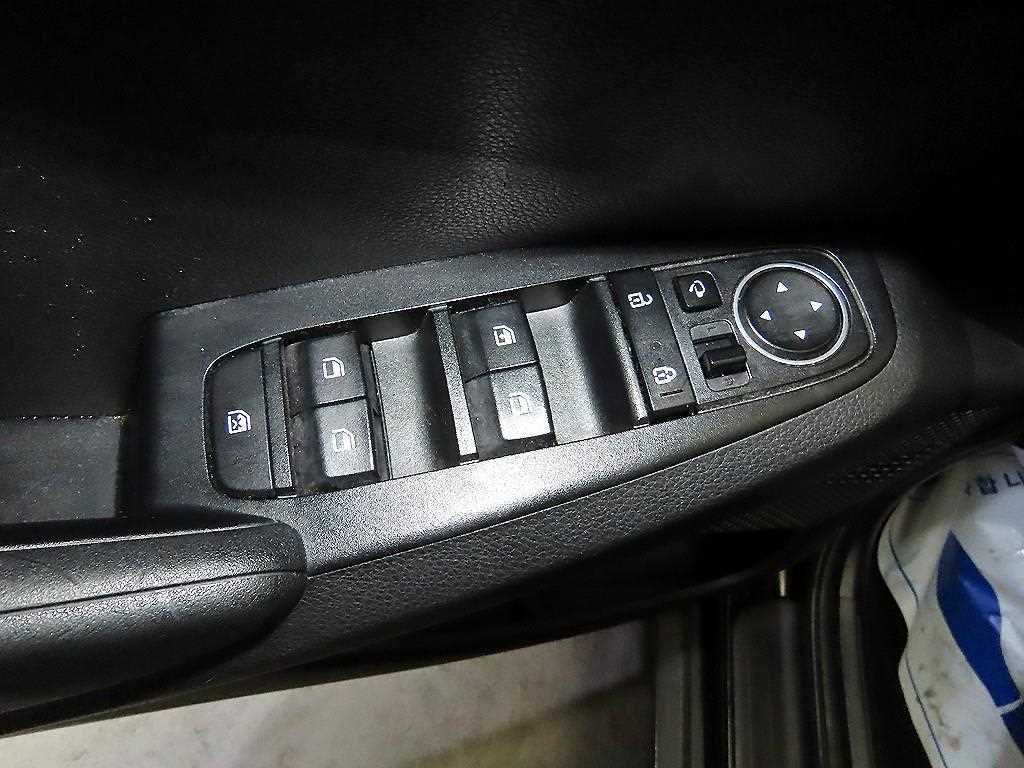 KIA Seltos 2022 Negro - Importación desde Corea - HF Imports Iquique - Foto 13