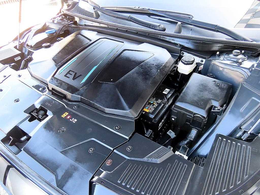 HYUNDAI Ioniq 5 2023 Gris - Importación desde Corea - HF Imports Iquique - Foto 19