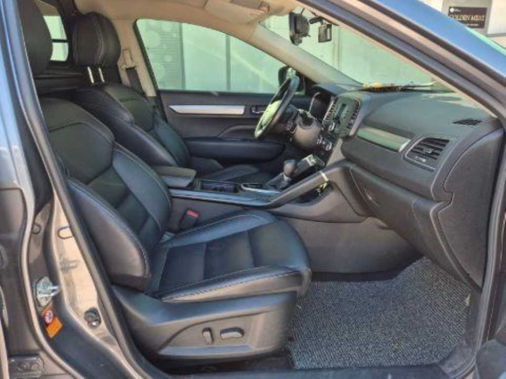 SAMSUNG QM6 - Vista 9