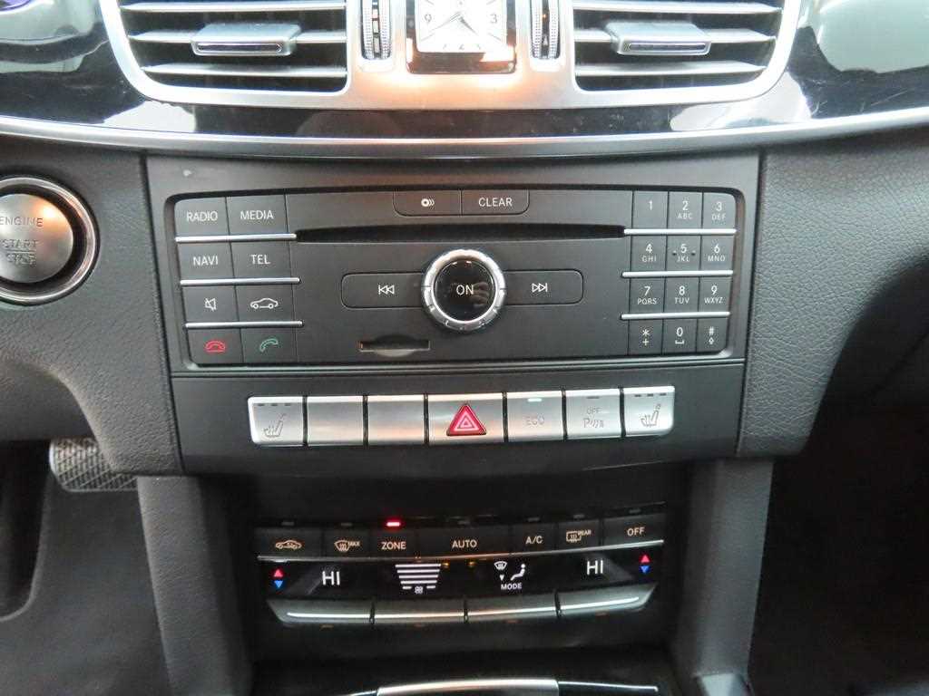 Mercedes Benz E class - Vista 11