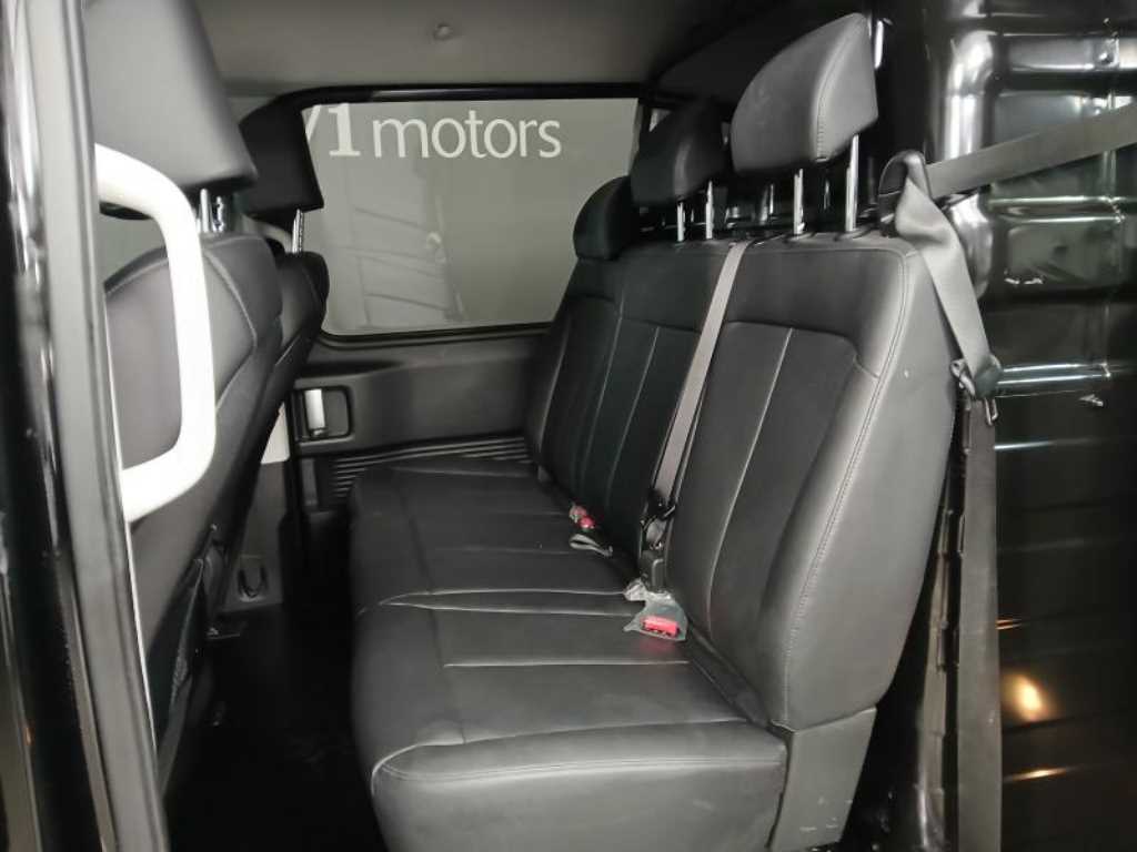 HYUNDAI Staria - Vista 7