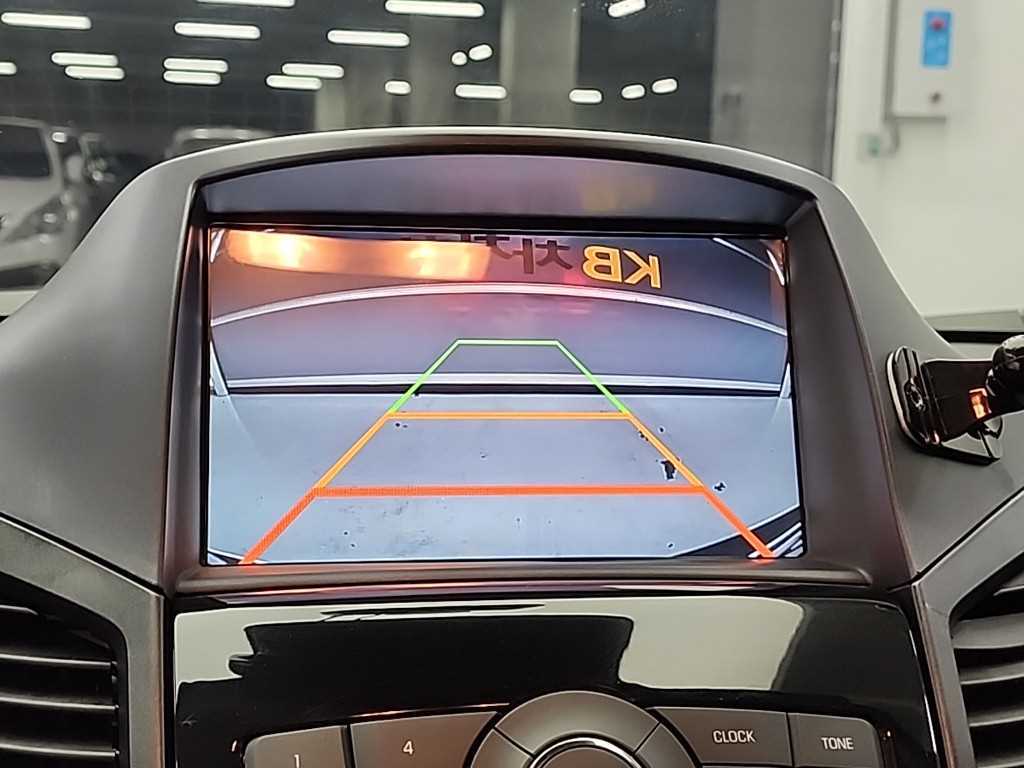 Chevrolet Orlando 2017 Blanco - Importación desde Corea - HF Imports Iquique - Foto 15