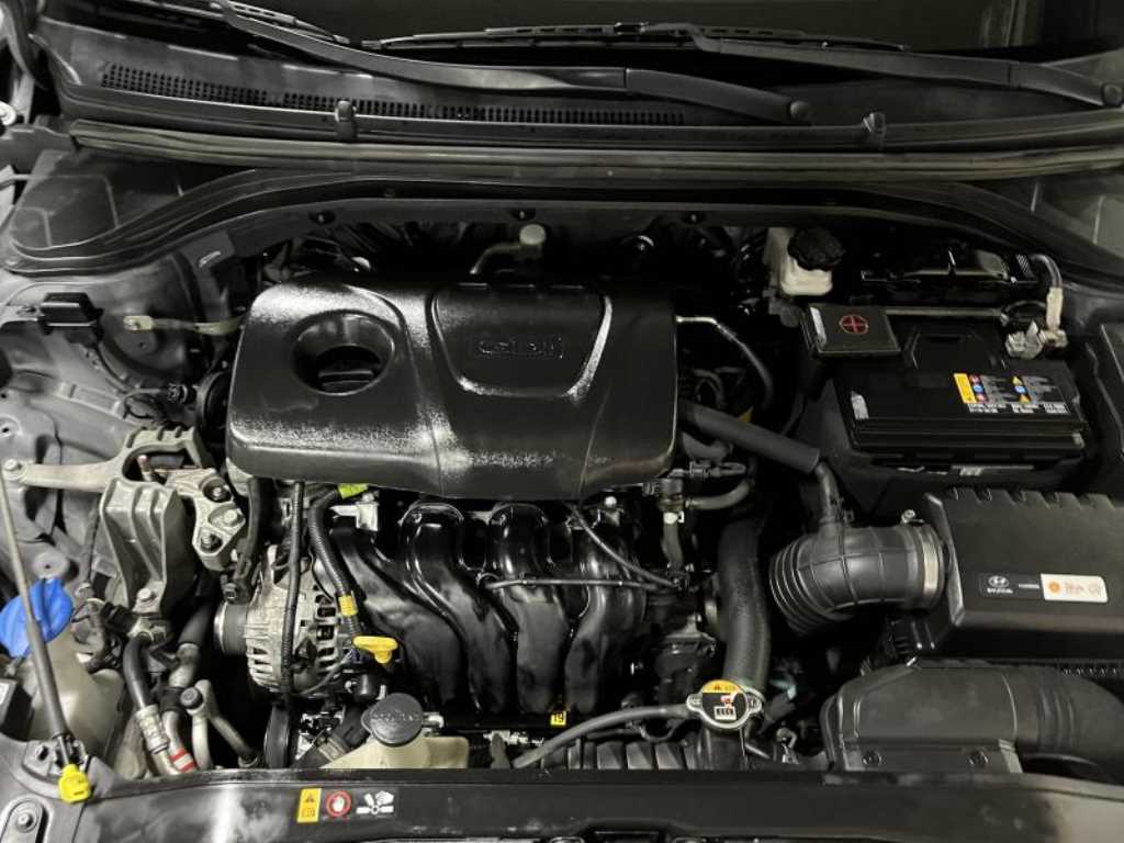 HYUNDAI Avante 2018 - Importación desde Corea - HF Imports Iquique - Foto 17