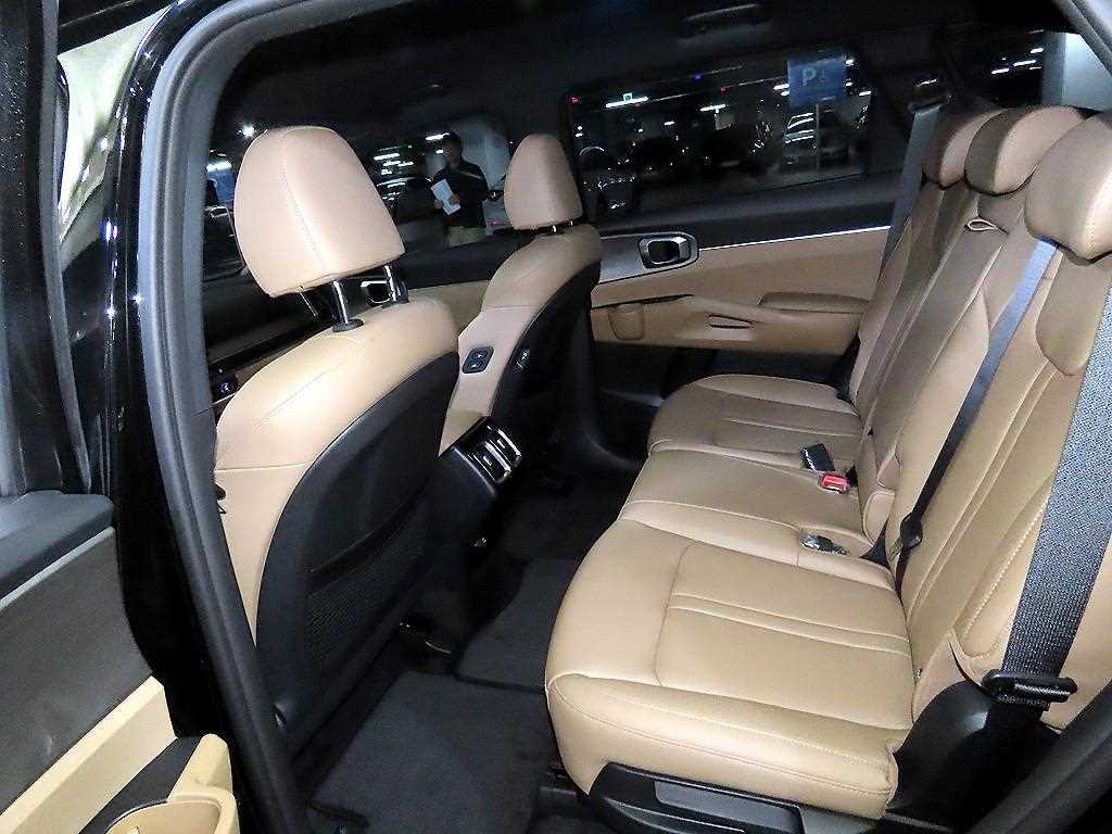 KIA Sorento - Vista 7