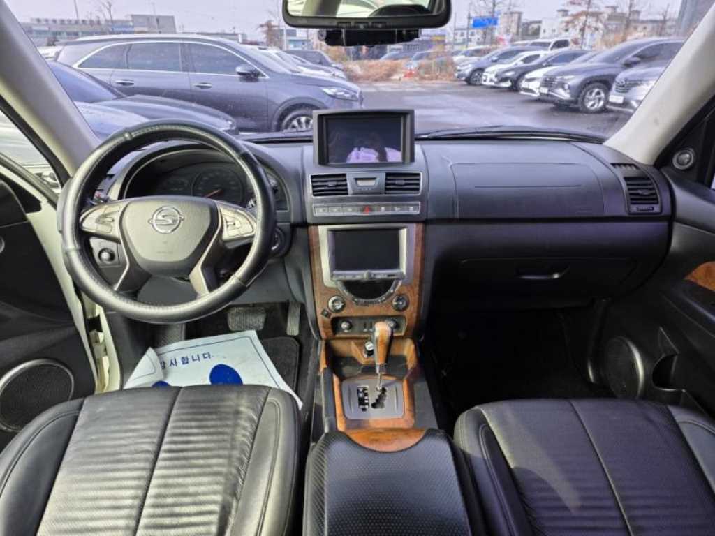 Ssangyong Rexton - Vista 11
