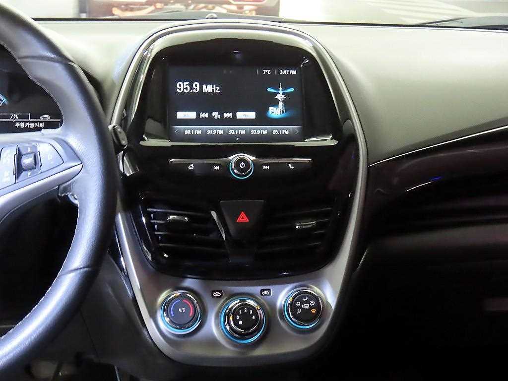 Chevrolet Spark - Vista 11
