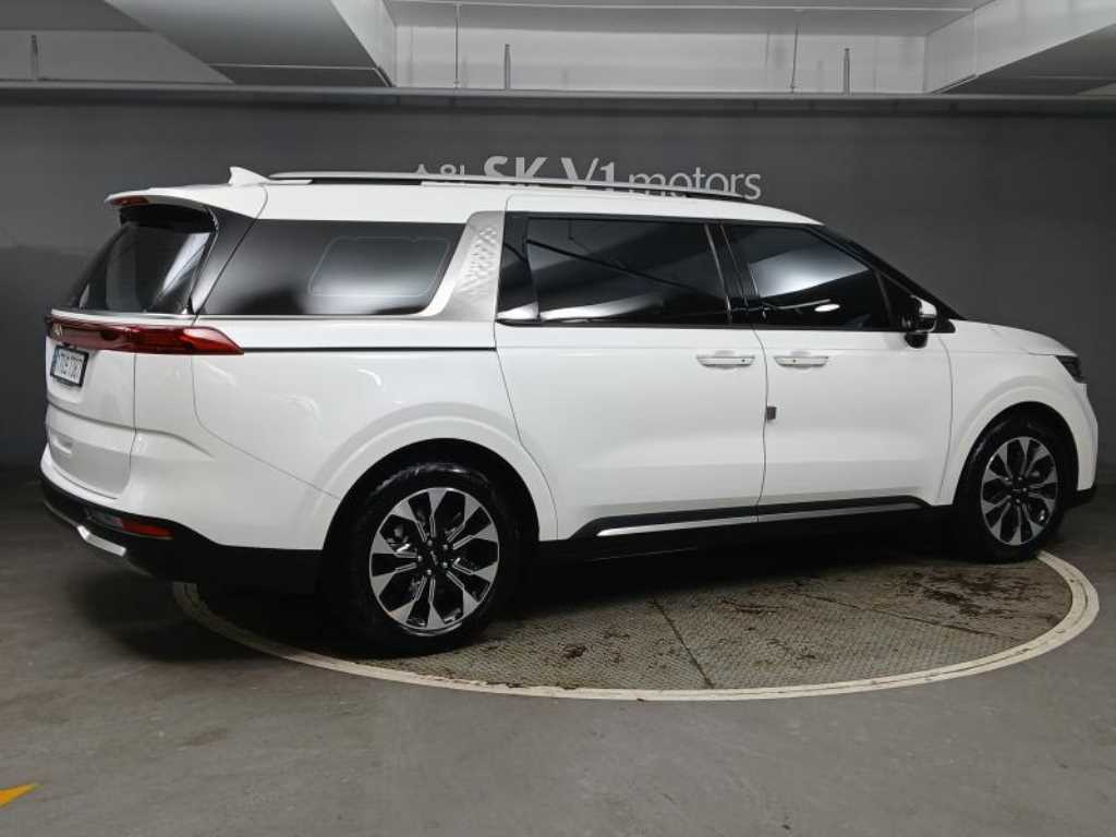 KIA Carnival - Vista 4