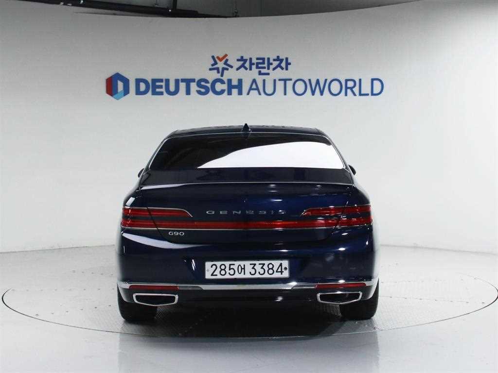 Genesis G90 - Vista 4