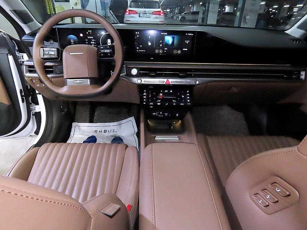 HYUNDAI Grandeur - Vista 10