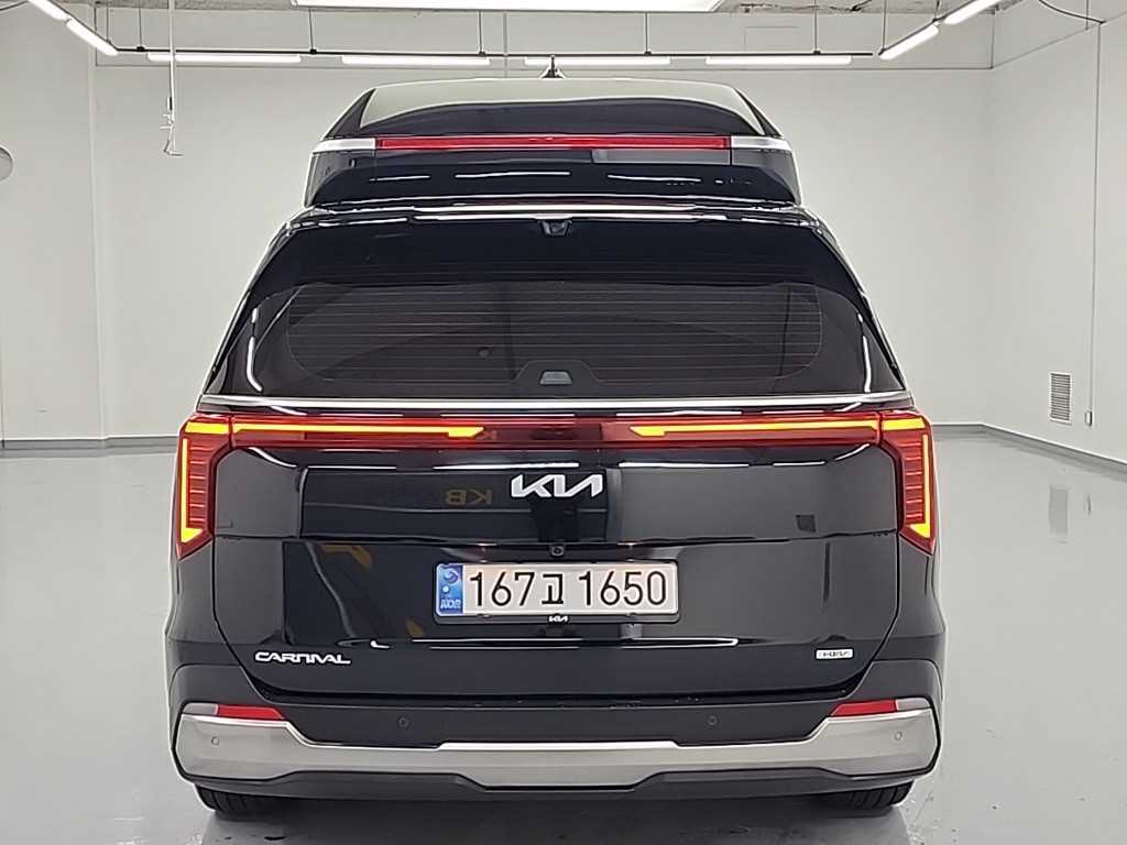 KIA Carnival - Vista 4