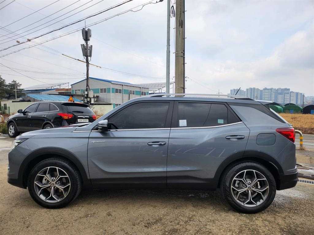 Ssangyong Korando - Vista 8