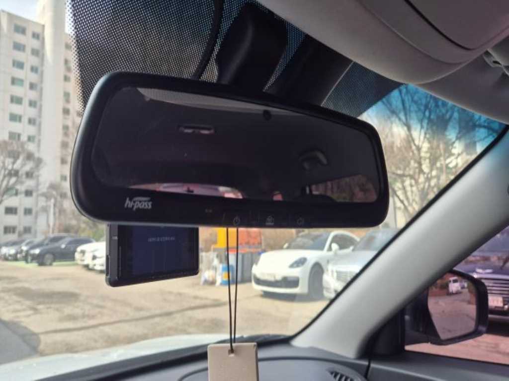 Ssangyong Tivoli - Vista 7