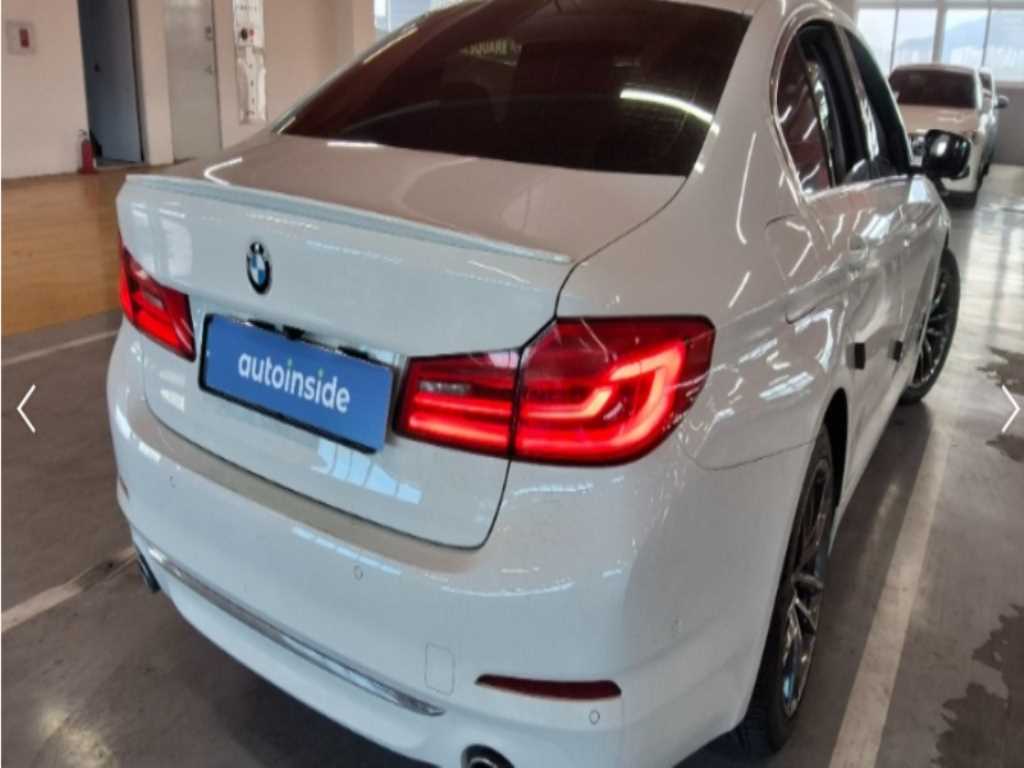 BMW 5 Series - Vista 2