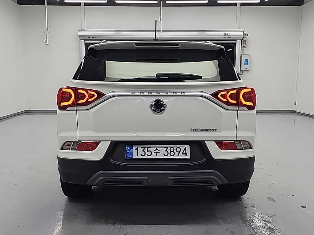 Ssangyong Korando - Vista 4