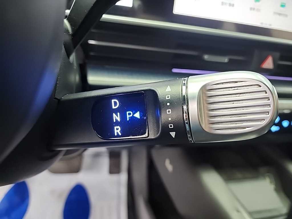 HYUNDAI Ioniq 6 - Vista 9