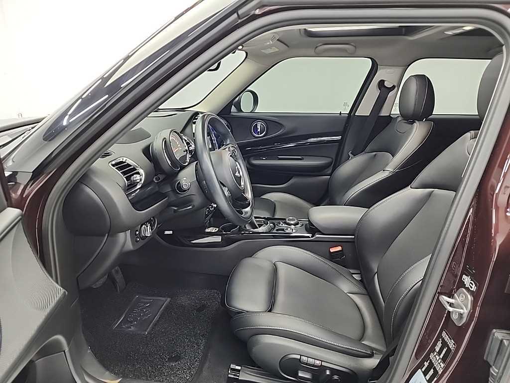 Mini Clubman - Vista 11