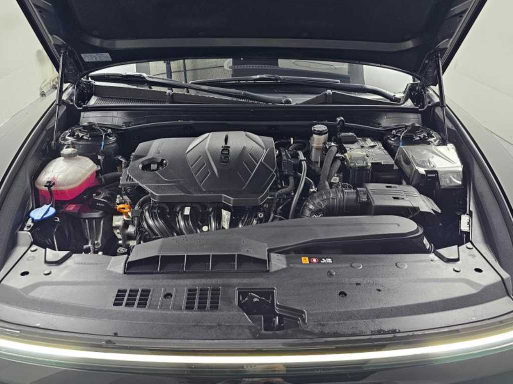 HYUNDAI Grandeur - Vista 6