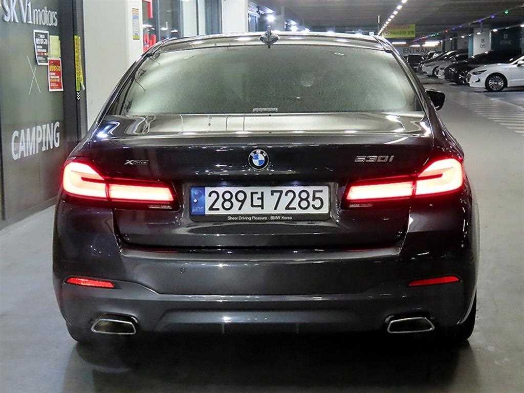 BMW 5 Series - Vista 5