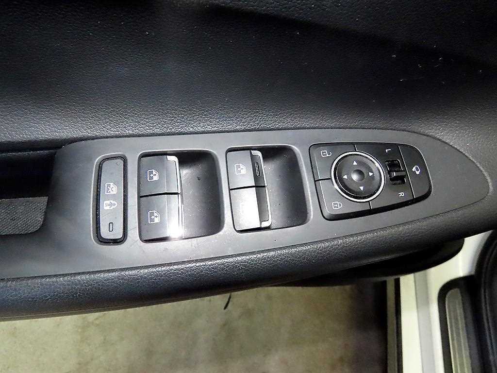 HYUNDAI Grandeur 2021 Blanco - Importación desde Corea - HF Imports Iquique - Foto 13