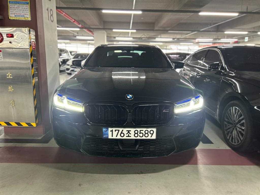 BMW 5 Series 2022 Negro - Importación desde Corea - HF Imports Iquique - Foto 1