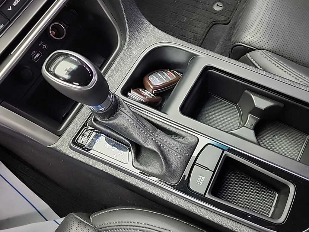 HYUNDAI Sonata - Vista 8