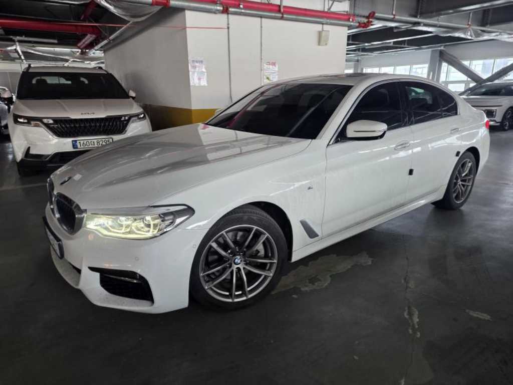 BMW 5 Series - Vista 3