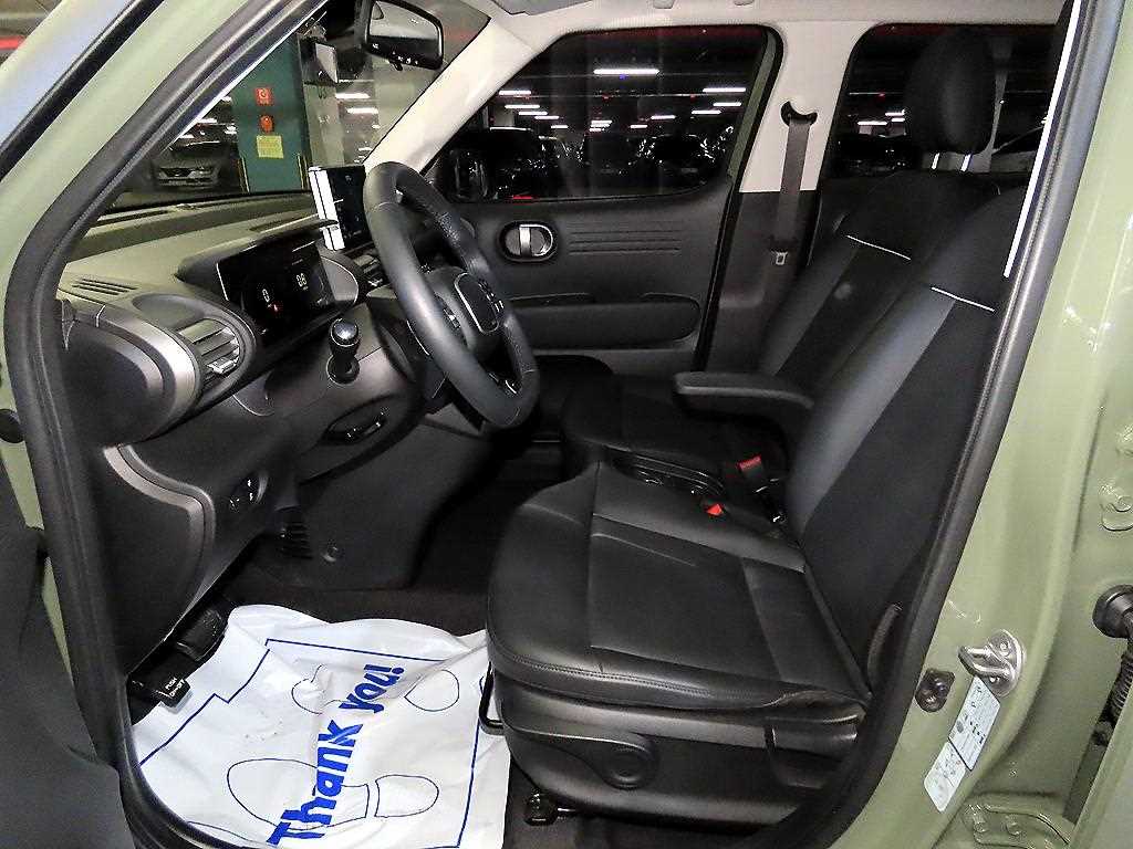 HYUNDAI Casper - Vista 6