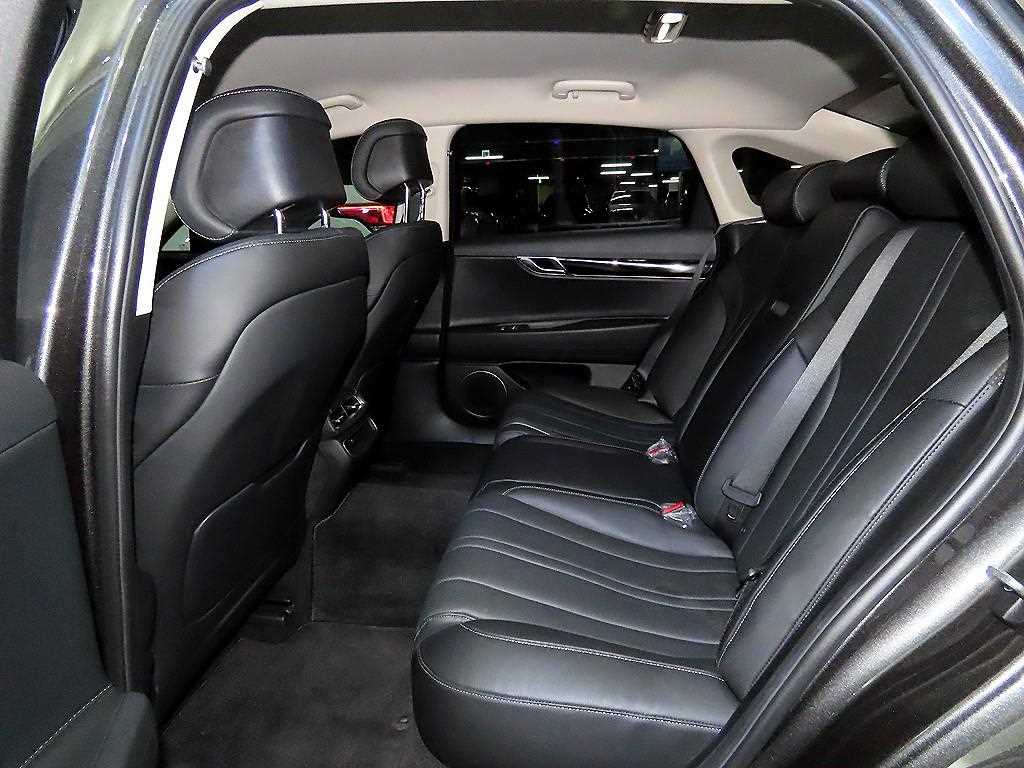 Genesis G80 - Vista 7