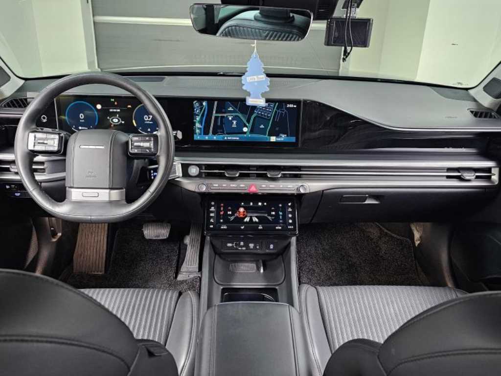 HYUNDAI Grandeur - Vista 7