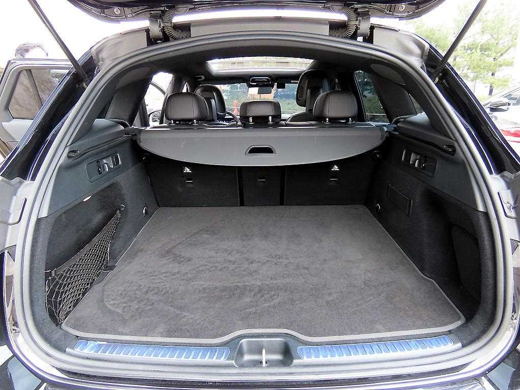 Mercedes Benz GLC Class 2024 Negro - Importación desde Corea - HF Imports Iquique - Foto 17