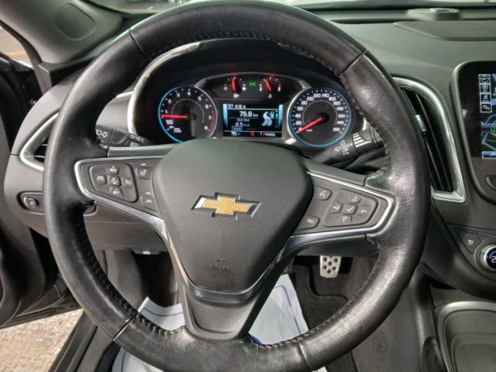 Chevrolet Malibu - Vista 8