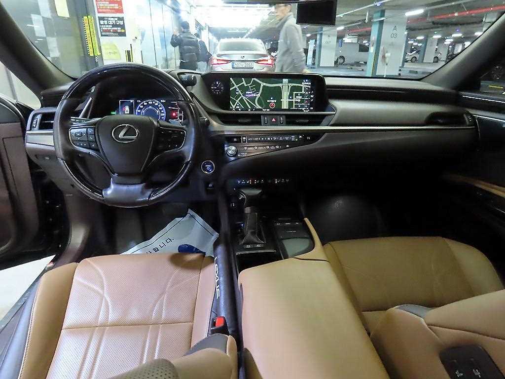 Lexus ES - Vista 10
