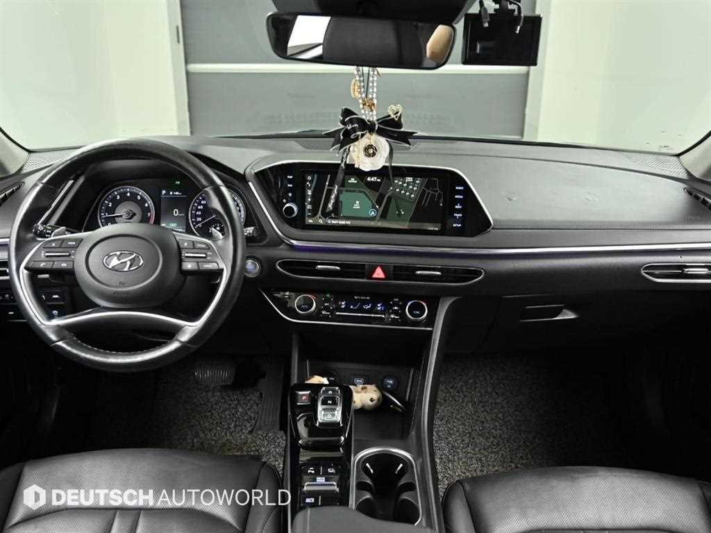 HYUNDAI Sonata - Vista 7