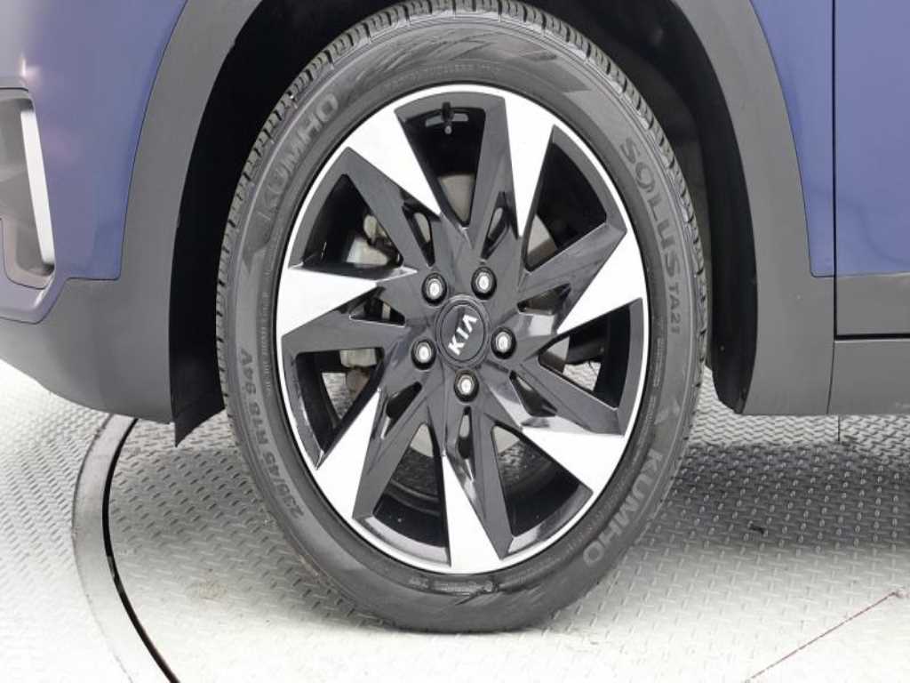 KIA Seltos - Vista 5