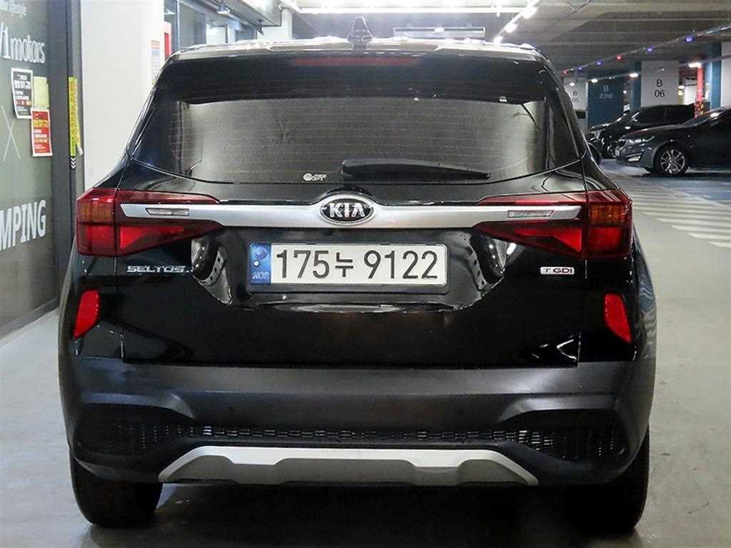 KIA Seltos - Vista 5