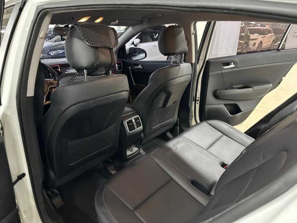 KIA Sportage - Vista 8