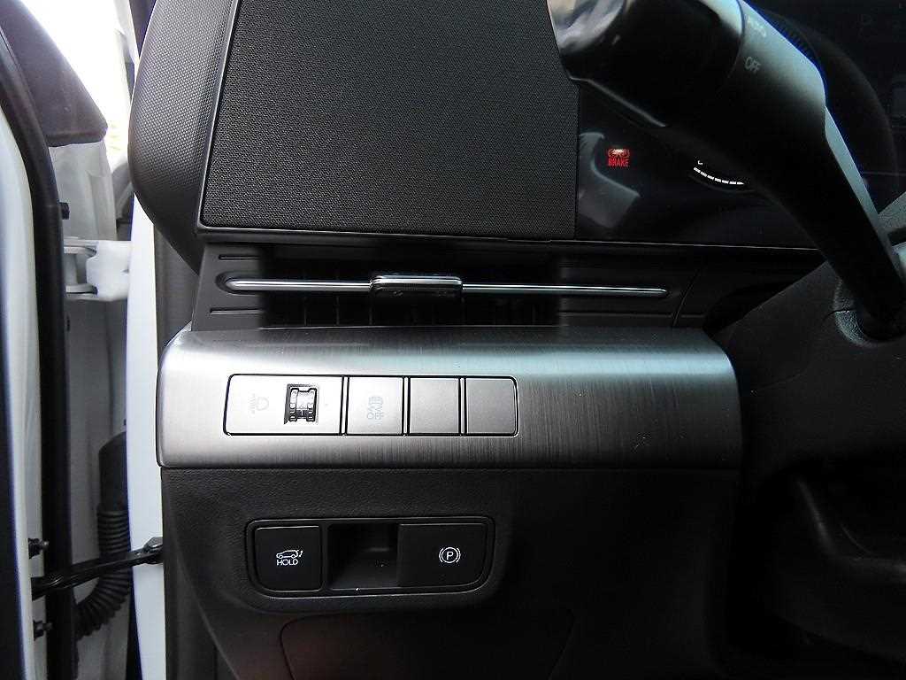 HYUNDAI Kona - Vista 12