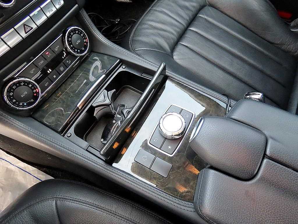 Mercedes Benz CLS Class - Vista 11