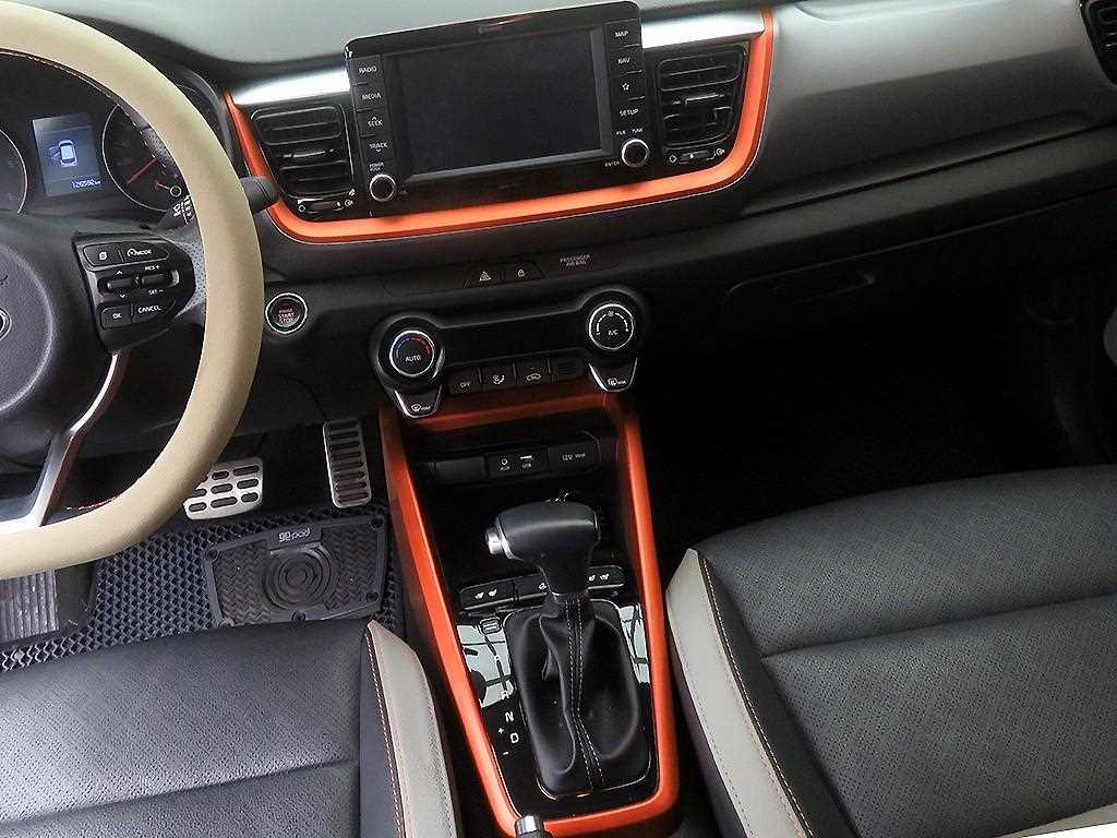 KIA Stonic - Vista 11