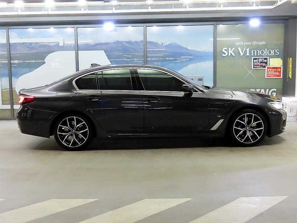 BMW 5 Series - Vista 3