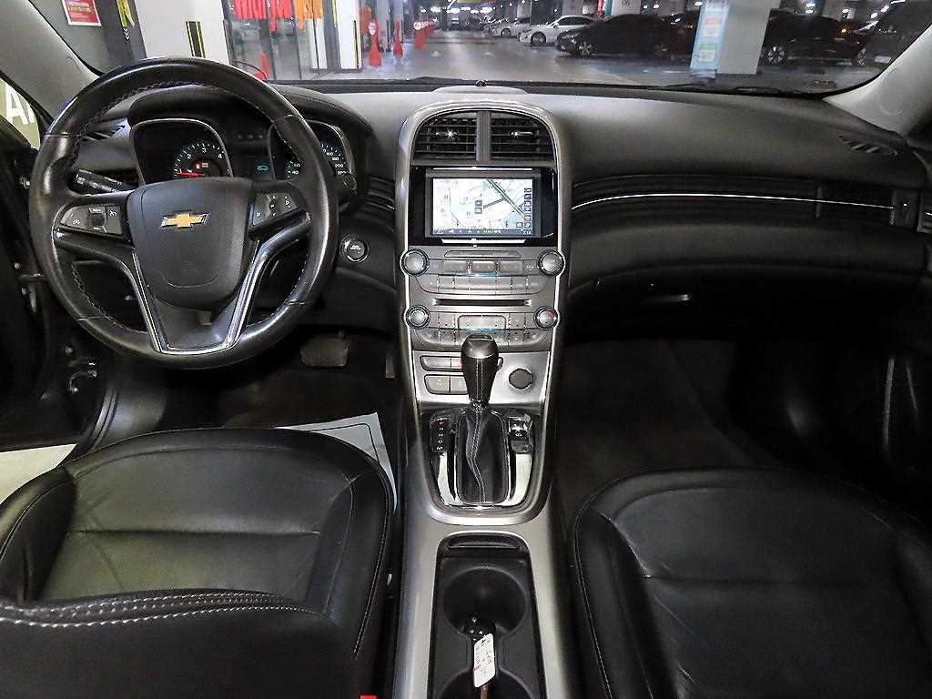 Chevrolet Malibu - Vista 9