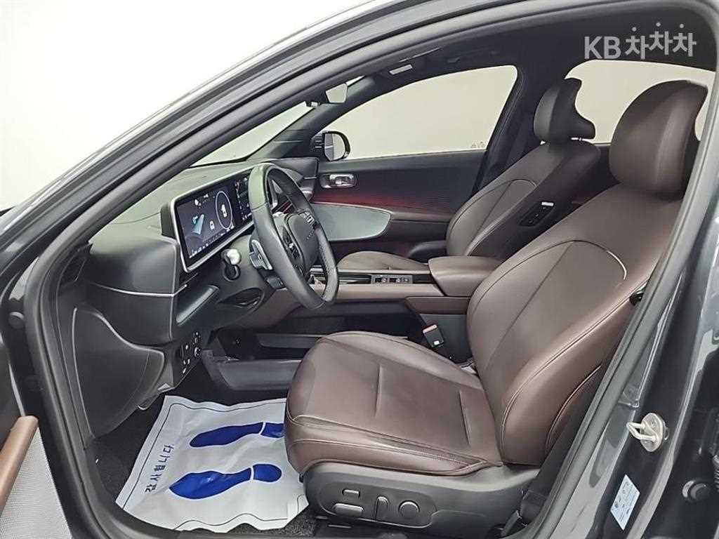 HYUNDAI Ioniq 6 - Vista 11