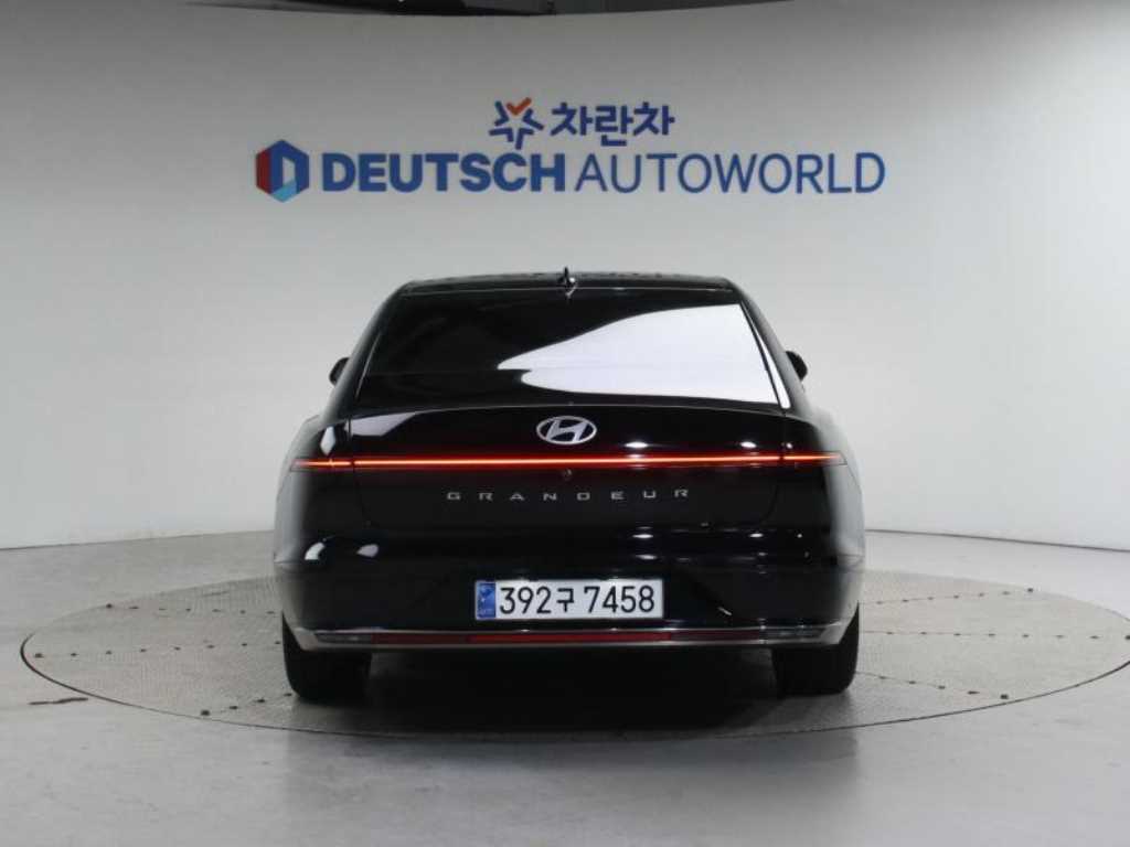 HYUNDAI Grandeur - Vista 4