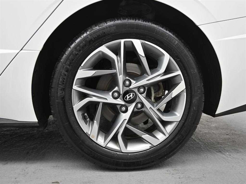 HYUNDAI Sonata - Vista 5