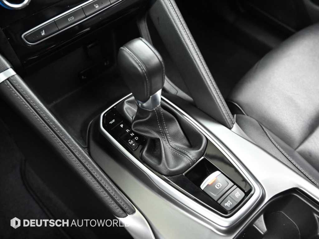 SAMSUNG QM6 - Vista 9