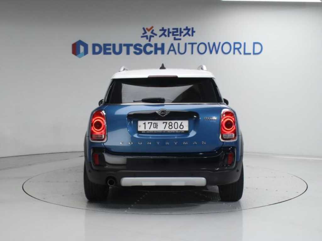 Mini Countryman - Vista 4