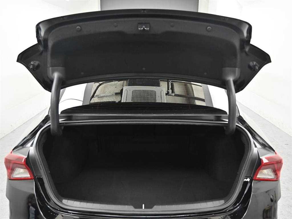 KIA K5 2023 Negro - Importación desde Corea - HF Imports Iquique - Foto 19