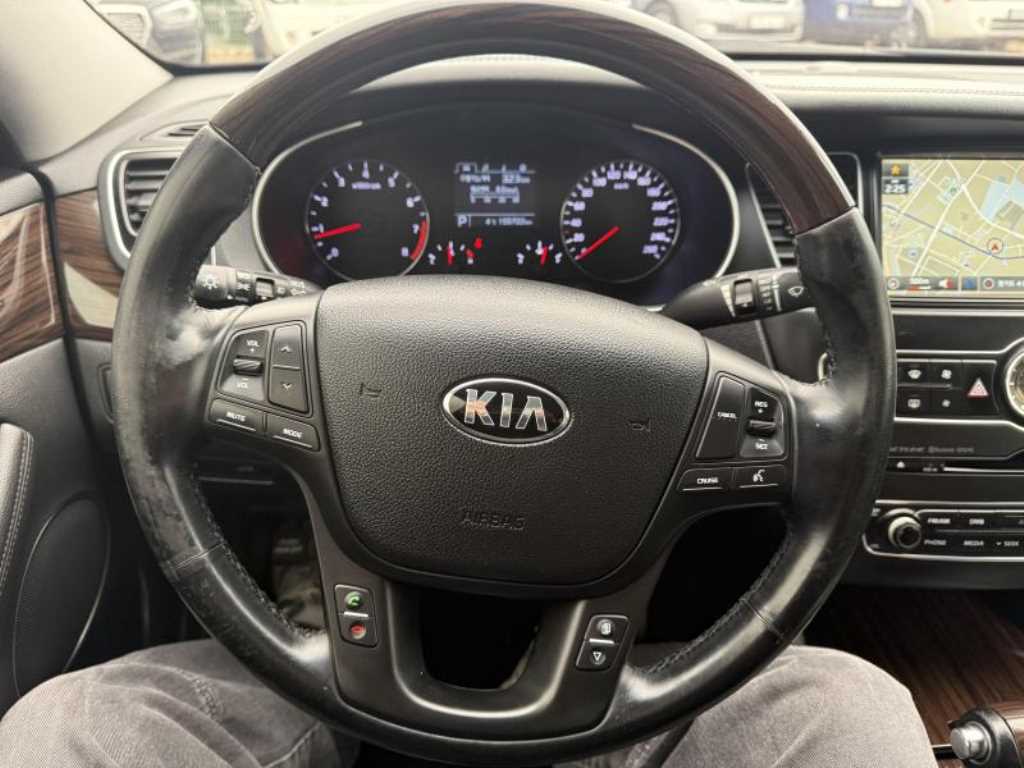KIA K7 - Vista 7